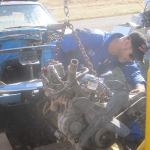 200 i6 & C4 out and ready for a new life in a custom 34 chev  truck