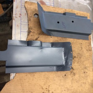 71 to 73  Bucket Seat Mounts