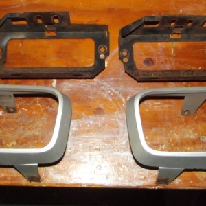 1973 grille turn signal rings and brackets