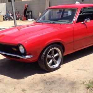 Maverick rojo. Red Ford Maverick Walkaround.